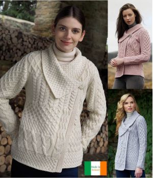 Cardigan Femme de style Irlandais, Laine Mérinos, gris clair taille XS.